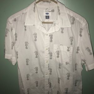 Old Navy Men’s Button Down Shirt. Slim Fit.